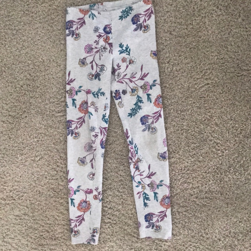 Old navy stretchy leggings flowery and cute
